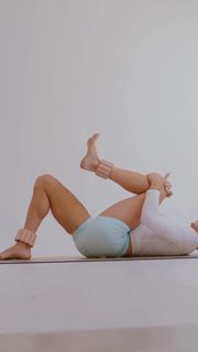 Lindsay Arnold feet photo 20