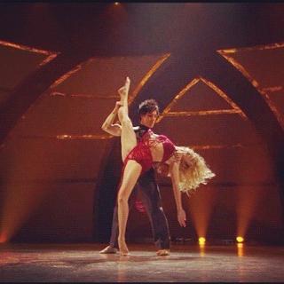 Lindsay Arnold feet photo 10
