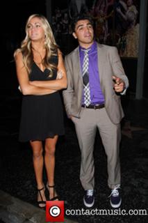 Lindsay Arnold feet photo 18