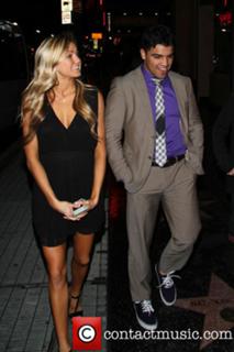 Lindsay Arnold feet photo 15