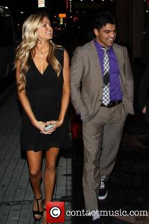 Lindsay Arnold feet photo 11