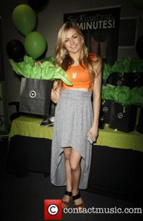 Lindsay Arnold feet photo 6