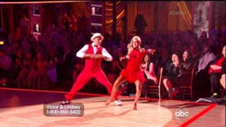 Lindsay Arnold feet photo 17