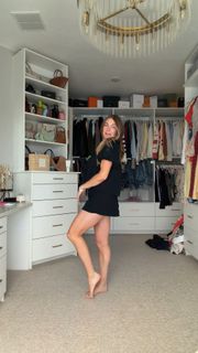 Lindsay Arnold feet photo 2