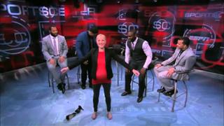 Lindsay Czarniak feet photo thumbnail