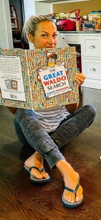 Lindsay Czarniak feet photo thumbnail