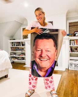 Lindsay Czarniak feet photo thumbnail