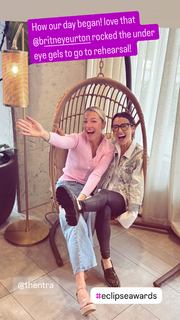 Lindsay Czarniak feet photo thumbnail