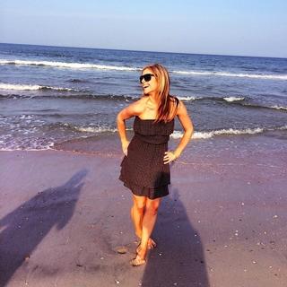 Lindsay Ell feet photo 18