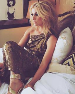 Lindsay Ell feet photo 3