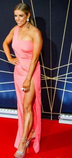 Lindsay Ell feet photo 5