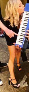 Lindsay Ell feet photo 10