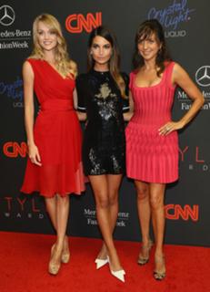 Lindsay Ellingson feet photo thumbnail