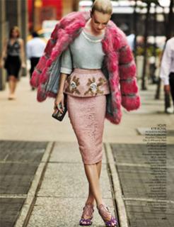 Lindsay Ellingson feet photo thumbnail