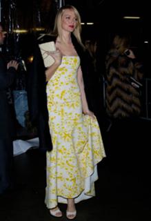 Lindsay Ellingson feet photo thumbnail