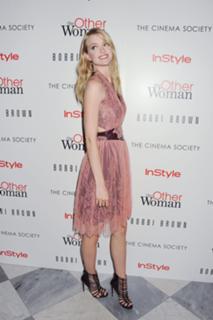Lindsay Ellingson feet photo thumbnail