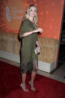 Lindsay Ellingson feet photo thumbnail