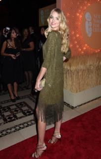 Lindsay Ellingson feet photo thumbnail