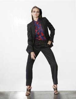 Lindsay Ellingson feet photo thumbnail