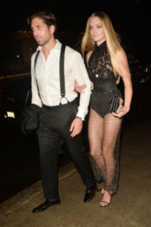 Lindsay Ellingson feet photo thumbnail