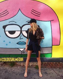 Lindsay Ellingson feet photo thumbnail