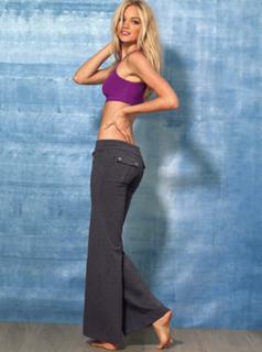 Lindsay Ellingson feet photo thumbnail