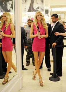 Lindsay Ellingson feet photo thumbnail