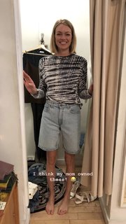 Lindsay Ellingson feet photo thumbnail