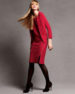 Lindsay Ellingson feet photo thumbnail