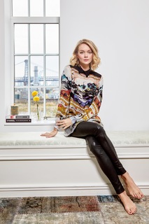 Lindsay Ellingson feet photo thumbnail