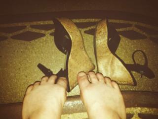 Lindsay Ellis feet photo 2