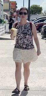 Lindsay Ellis feet photo 20