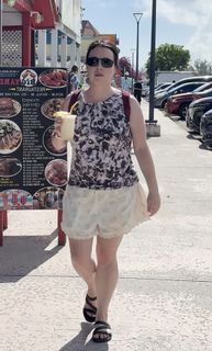 Lindsay Ellis feet photo 11