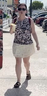 Lindsay Ellis feet photo 7