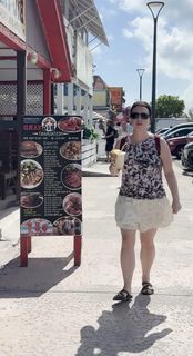 Lindsay Ellis feet photo 6