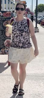 Lindsay Ellis feet photo 12