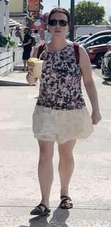 Lindsay Ellis feet photo 6