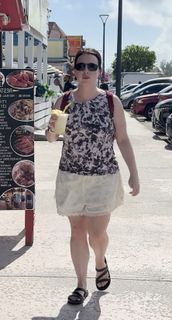 Lindsay Ellis feet photo 2