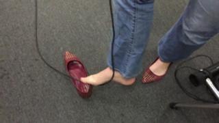 Lindsay Jones feet photo 16