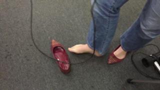 Lindsay Jones feet photo 15
