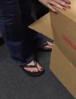 Lindsay Jones feet photo 10