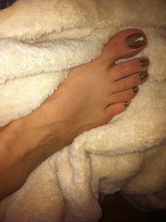 Lindsay Kay Hayward feet photo 19