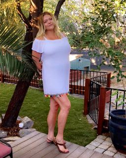 Lindsay Kay Hayward feet photo 14