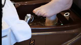 Lindsay Kay Hayward feet photo 11
