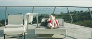 Lindsay Lohan feet photo thumbnail