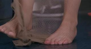 Lindsay Lohan feet photo thumbnail