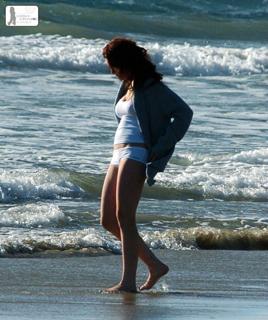 Lindsay Lohan feet photo thumbnail