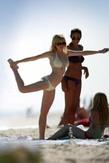 Lindsay Lohan feet photo thumbnail