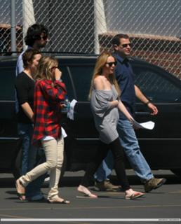 Lindsay Lohan feet photo thumbnail