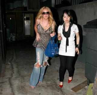 Lindsay Lohan feet photo thumbnail